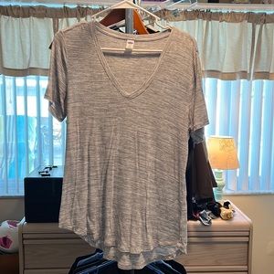 Old Navy Gray V-Neck Top